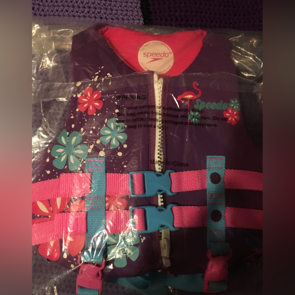 SALE Child SPEEDO Life Jacket.💦🛟.                    Like NEW!!